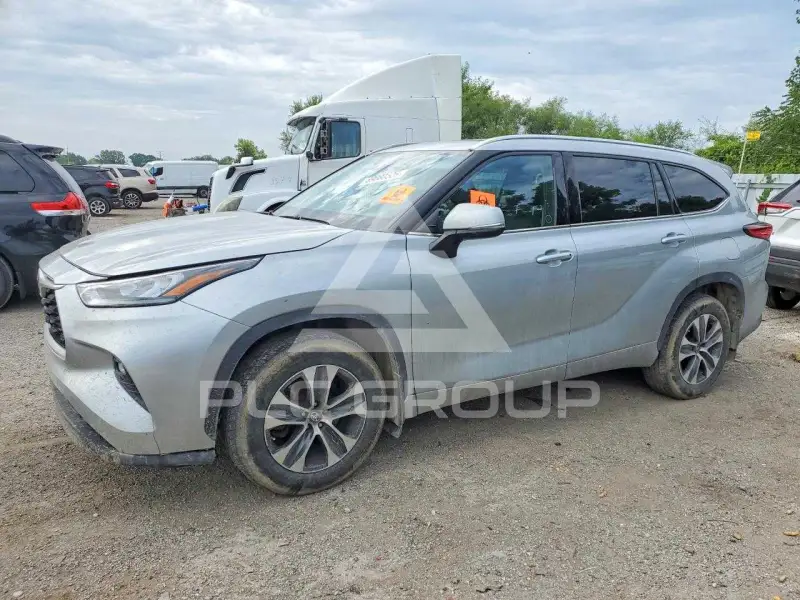 2020 Toyota Highlander фото