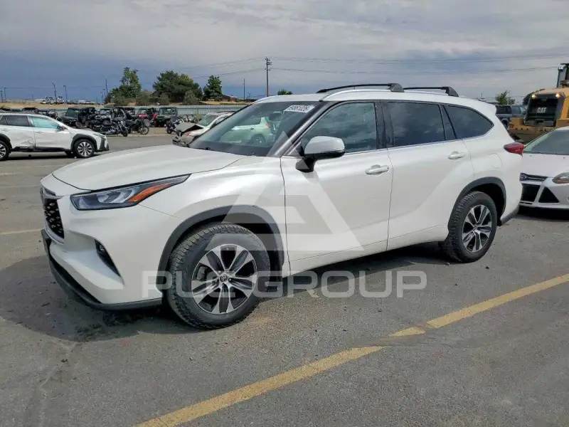 2020 Toyota Highlander фото