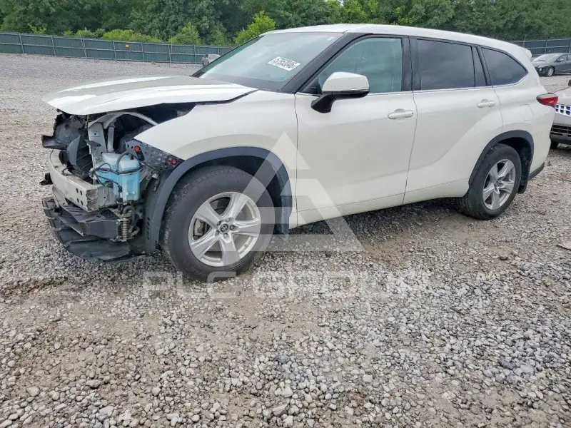 2020 Toyota Highlander photo
