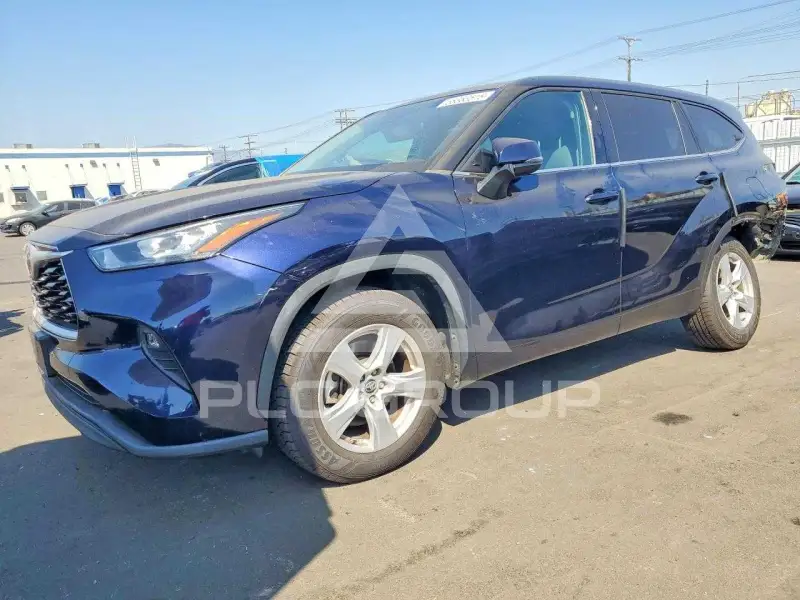 2020 Toyota Highlander photo