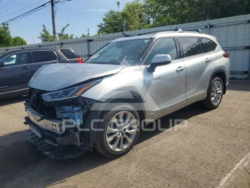 2020 Toyota Highlander фото