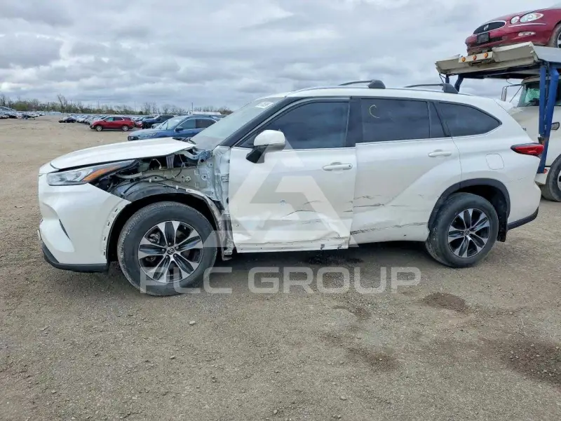 2020 Toyota Highlander фото
