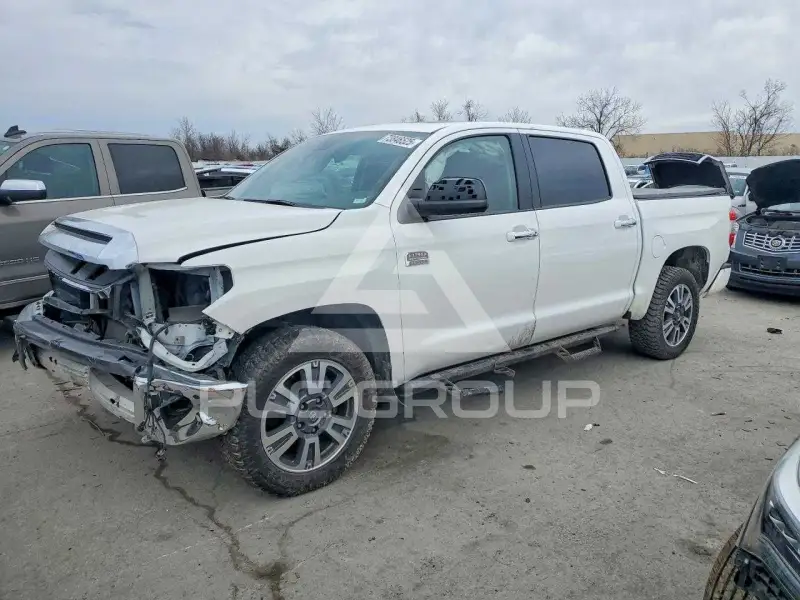 2020 Toyota TUNDRA фото