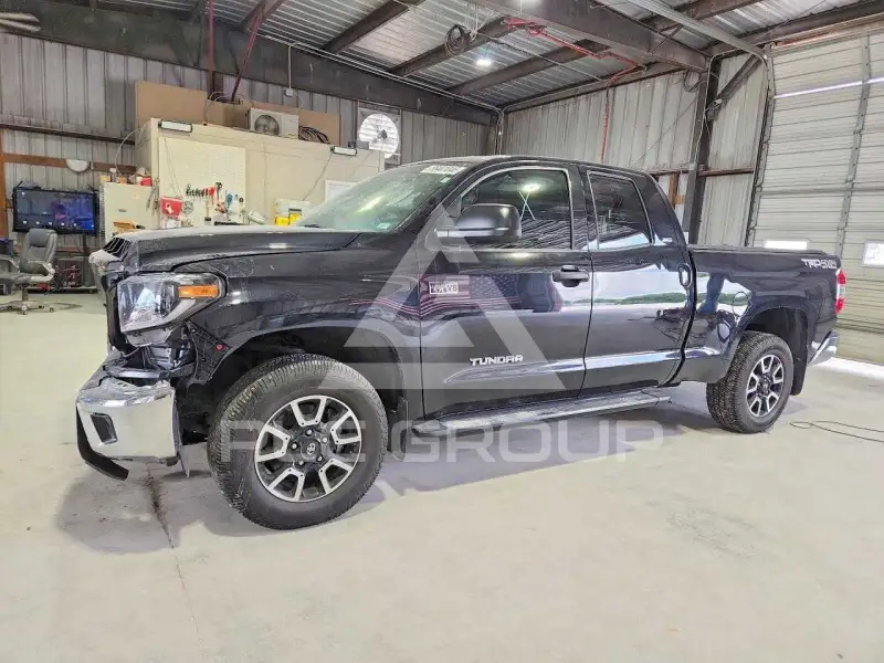 2020 Toyota TUNDRA фото