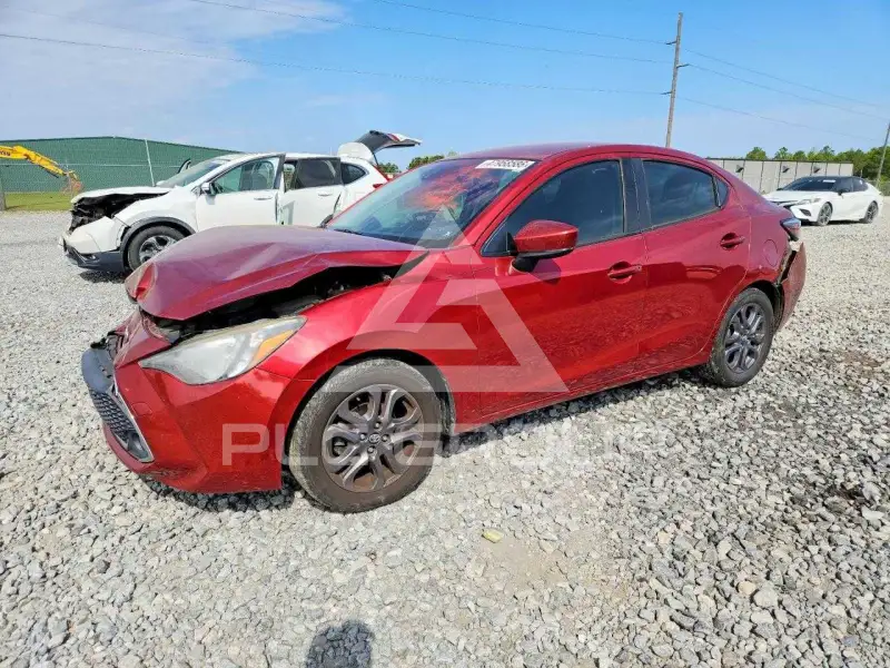 2020 Toyota YARIS photo