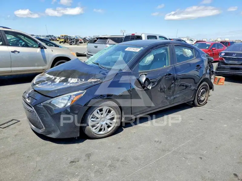2020 Toyota YARIS фото