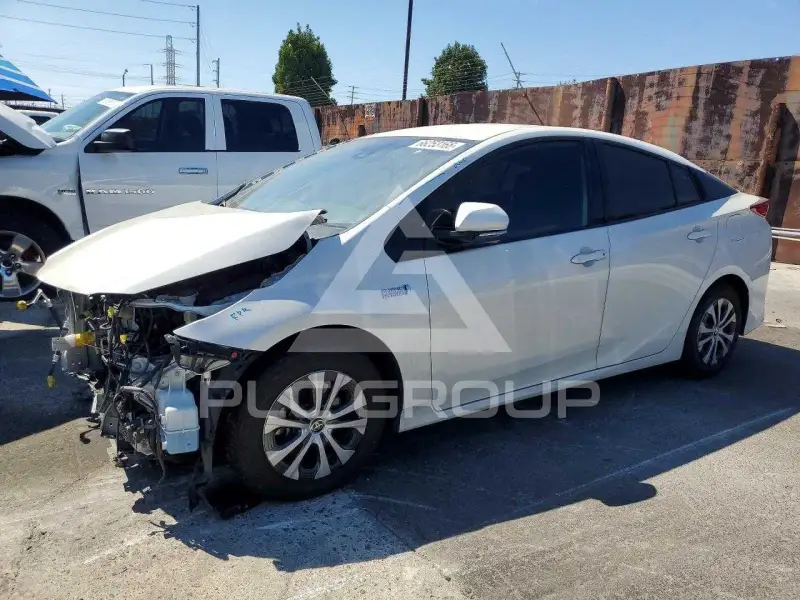 2020 Toyota PRIUS фото