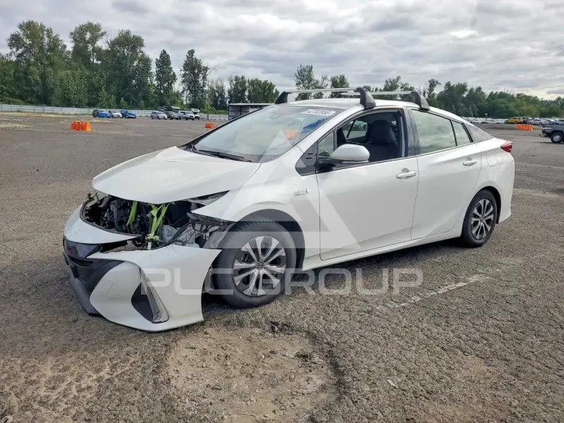 2020 Toyota PRIUS photo