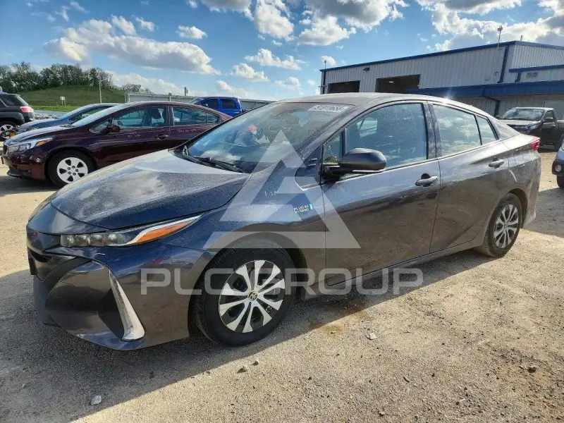 2020 Toyota PRIUS photo