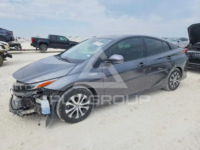 2020 Toyota PRIUS photo
