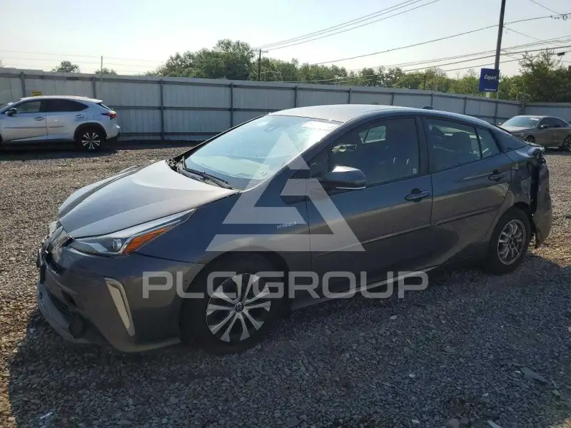 2020 Toyota PRIUS photo