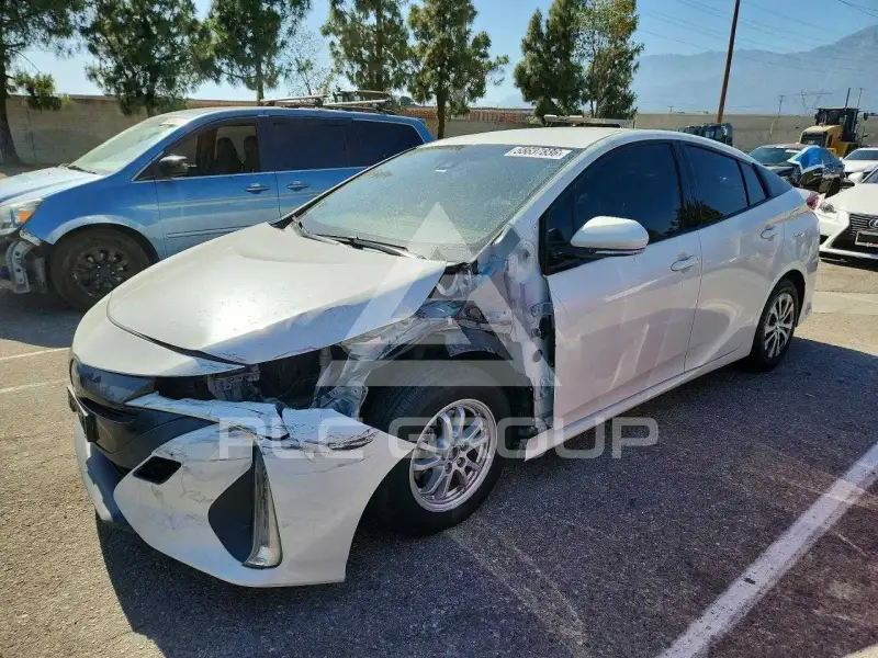 2020 Toyota PRIUS photo