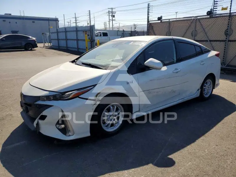 2020 Toyota PRIUS photo