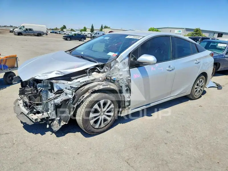 2020 Toyota PRIUS photo