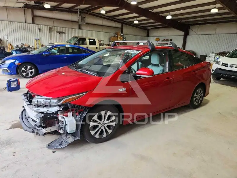 2020 Toyota PRIUS photo