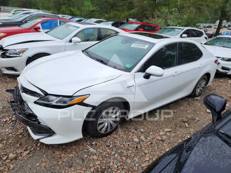 2020 Toyota CAMRY фото