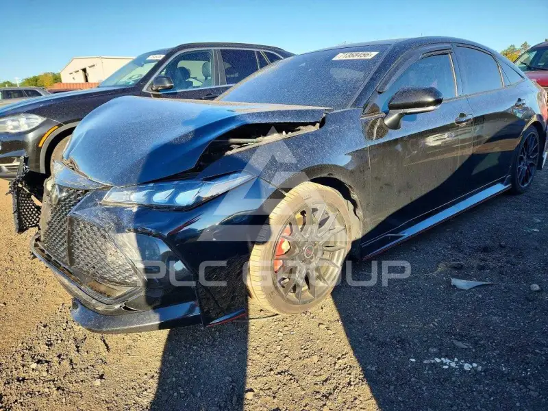 2020 Toyota AVALON фото