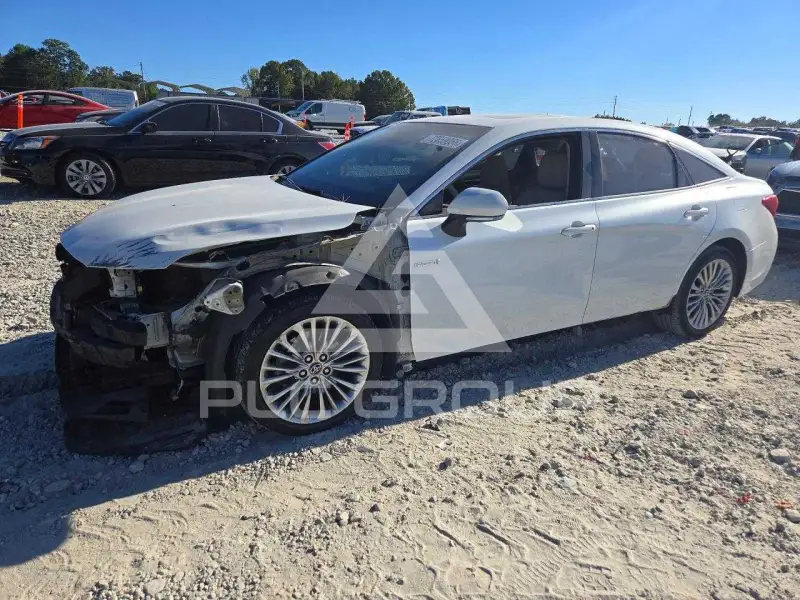 2020 Toyota AVALON фото