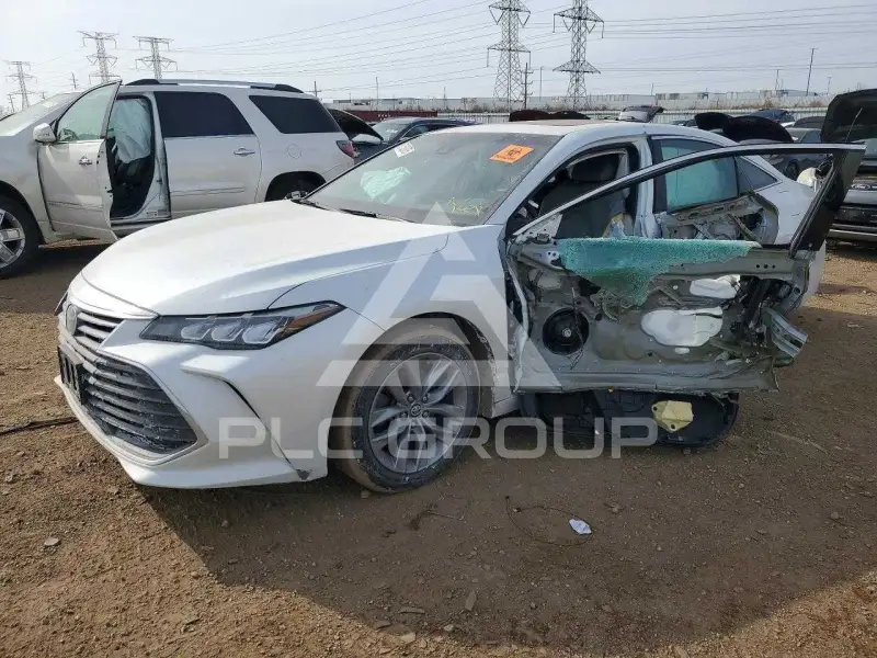 2020 Toyota AVALON фото