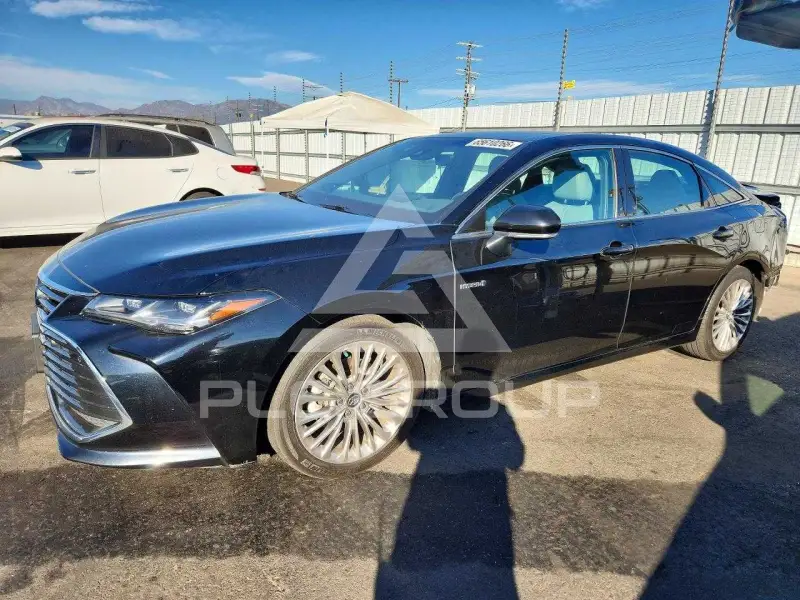 2020 Toyota AVALON photo