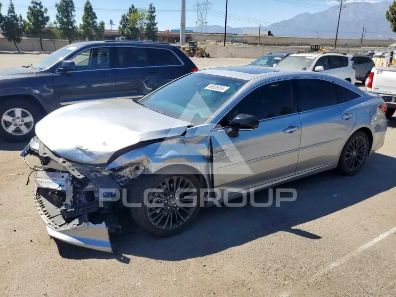2020 Toyota AVALON фото