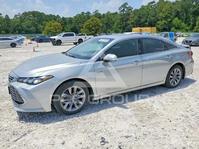 2020 Toyota AVALON фото