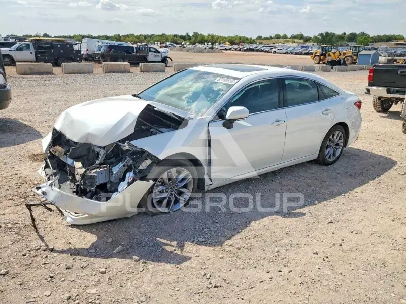 2020 Toyota AVALON фото