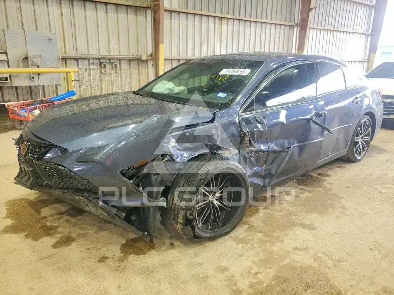 2020 Toyota AVALON photo