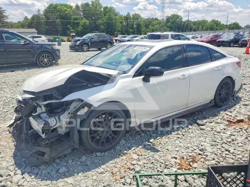2020 Toyota AVALON фото