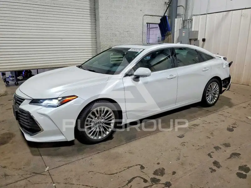 2020 Toyota AVALON фото