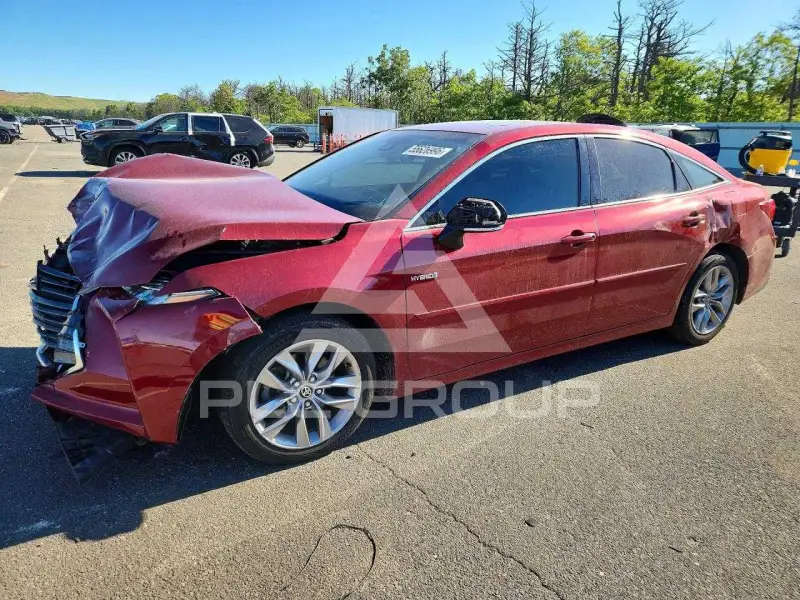 2020 Toyota AVALON photo