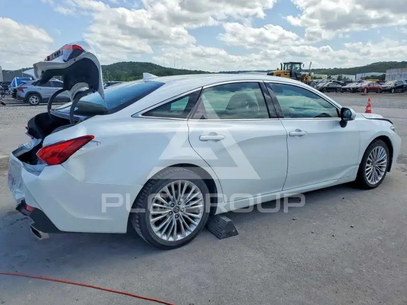 2020 Toyota AVALON photo
