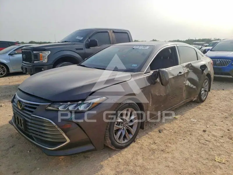 2020 Toyota AVALON photo
