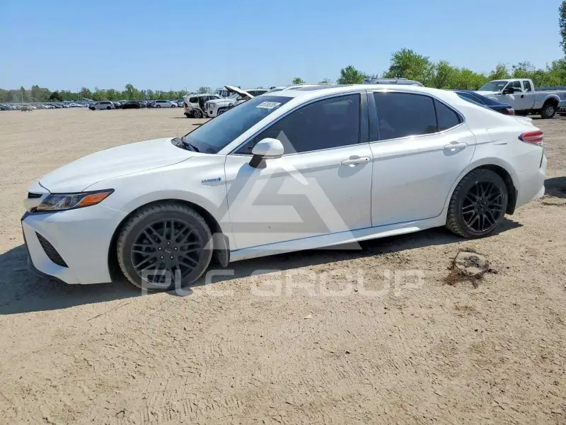 2020 Toyota CAMRY фото