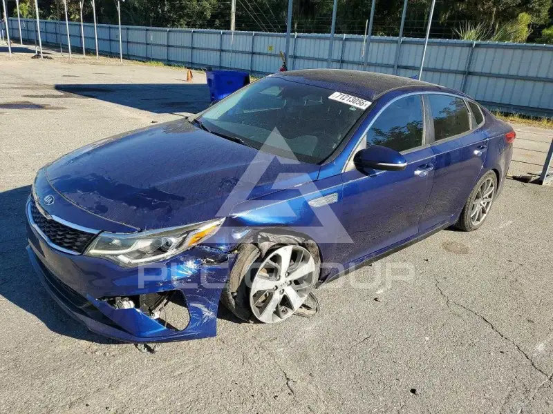2020 KIA Optima photo