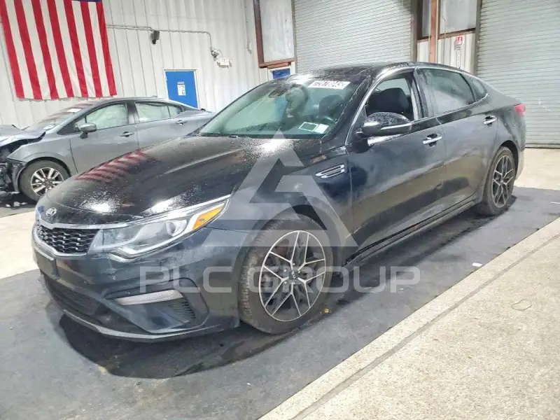 2020 KIA Optima photo