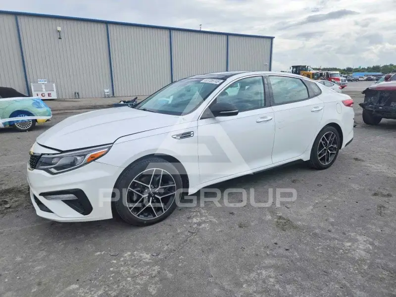 2020 KIA Optima photo