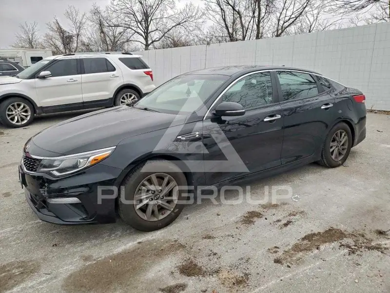 2020 KIA Optima photo