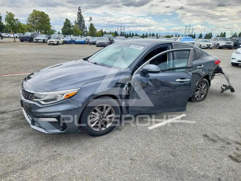 2020 KIA Optima photo