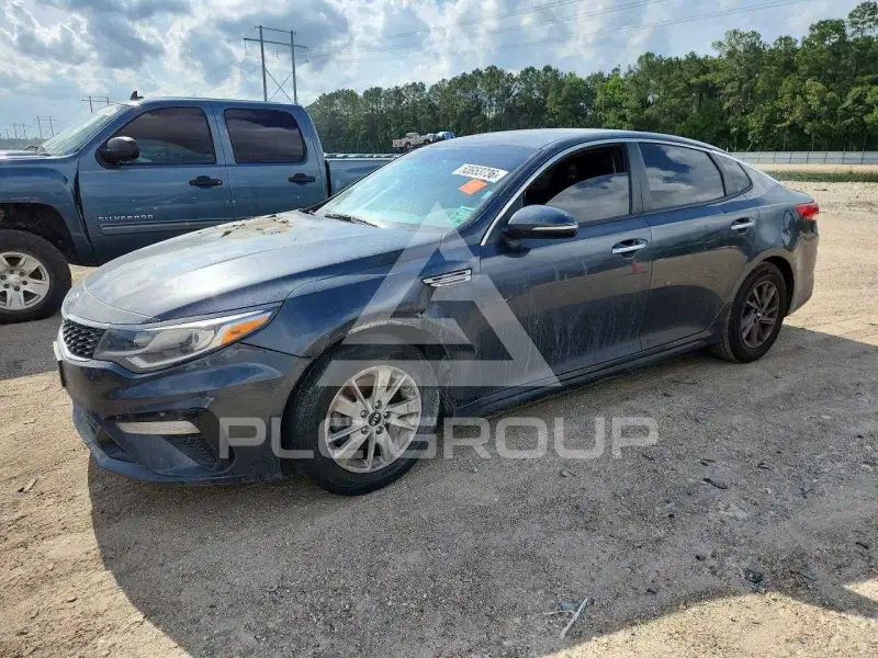 2020 KIA Optima photo