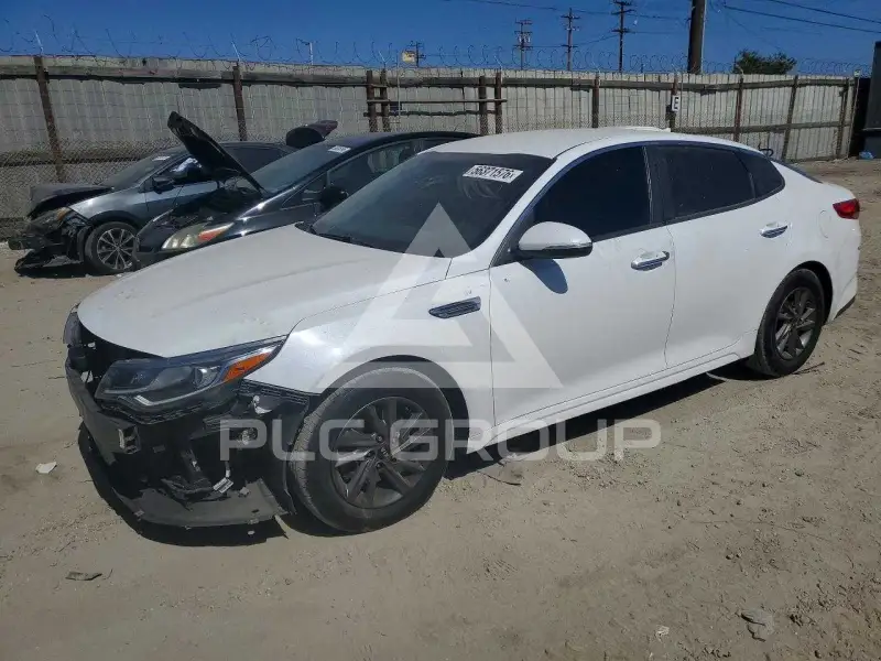 2020 KIA Optima photo