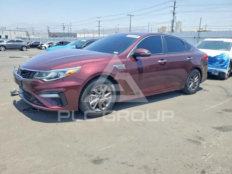 2020 KIA Optima photo