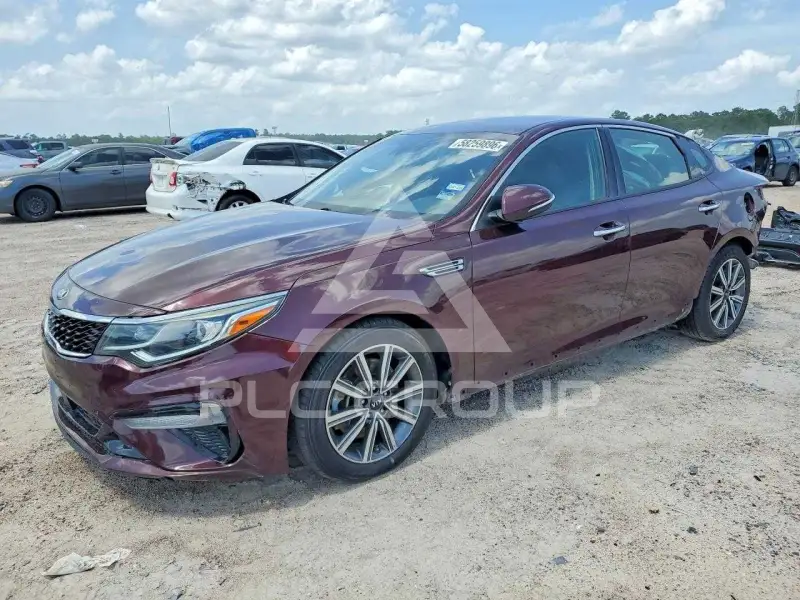 2020 KIA Optima photo