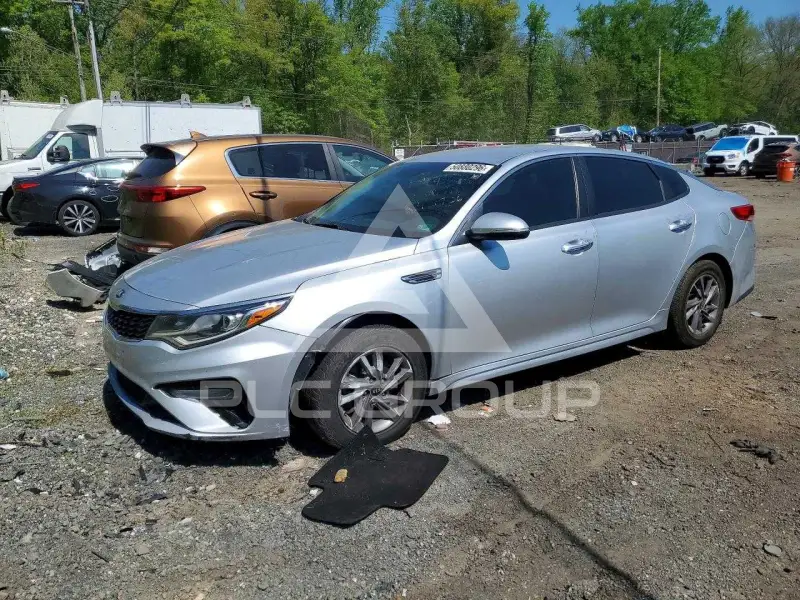 2020 KIA Optima photo