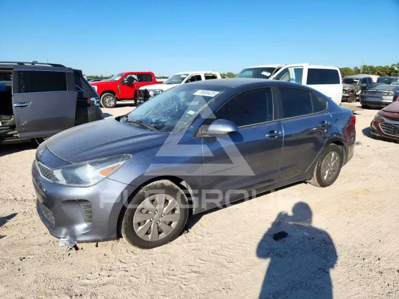 2020 KIA Rio фото