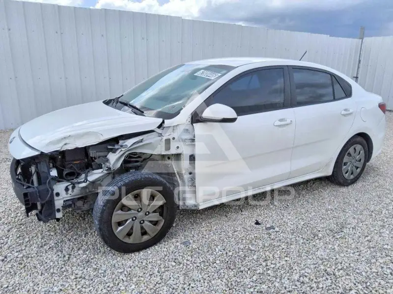 2020 KIA Rio фото