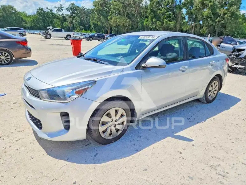 2020 KIA Rio фото