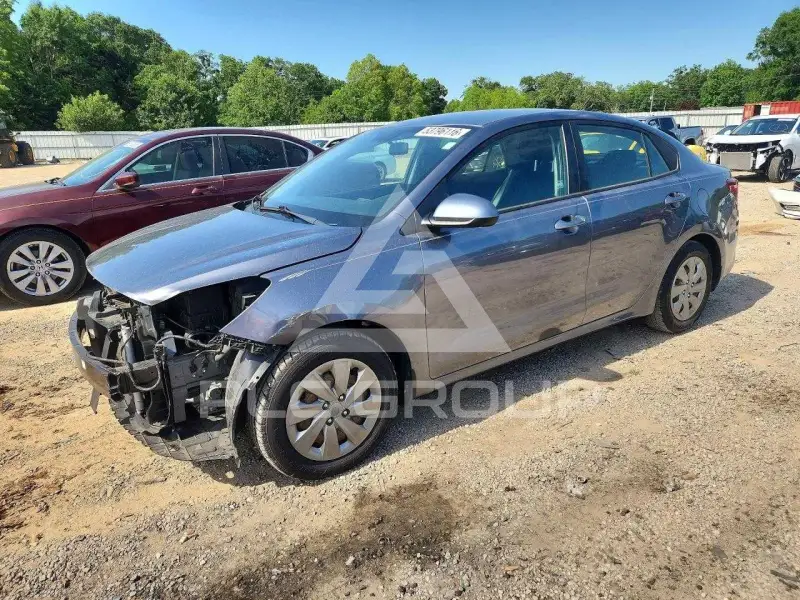 2020 KIA Rio photo