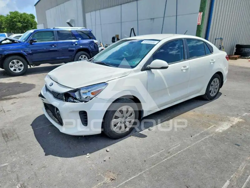 2020 KIA Rio photo