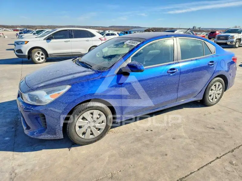 2020 KIA Rio photo